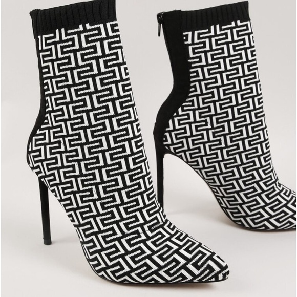 Miluxas Women Pointed Knitted Stiletto Sock Boots